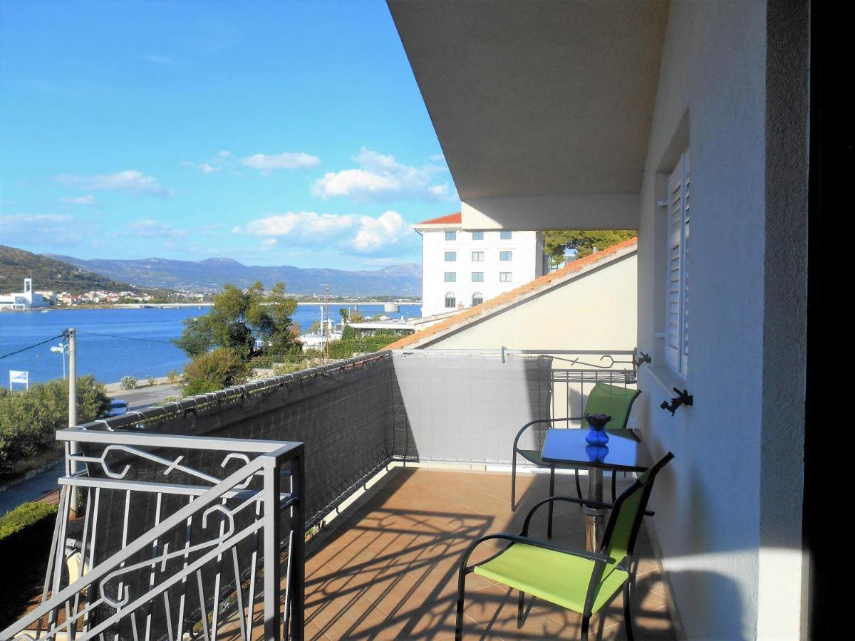 Apartments Bresan Трогир Екстериор снимка