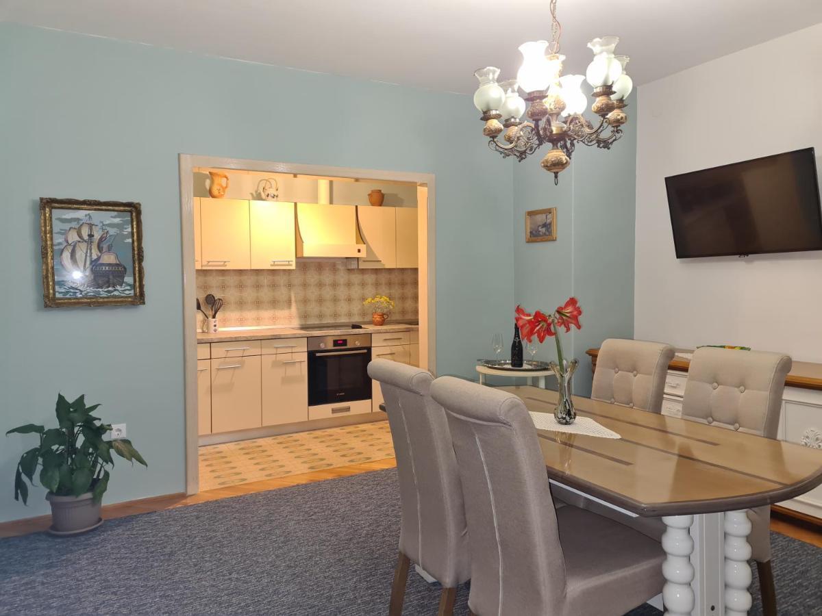 Apartments Bresan Трогир Екстериор снимка