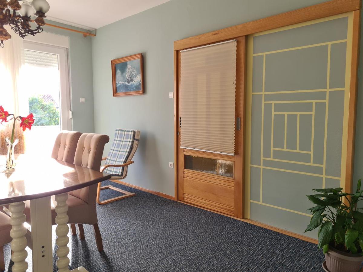 Apartments Bresan Трогир Екстериор снимка