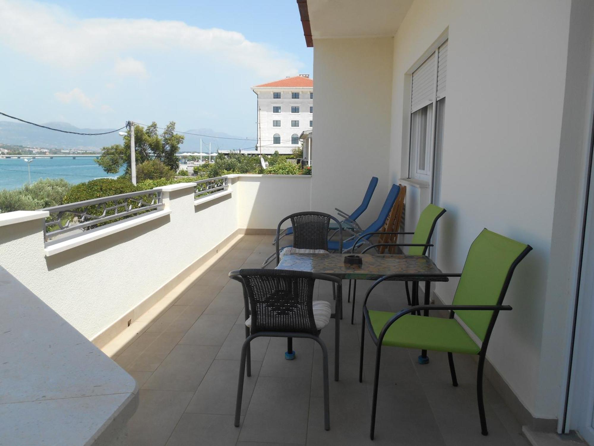 Apartments Bresan Трогир Стая снимка