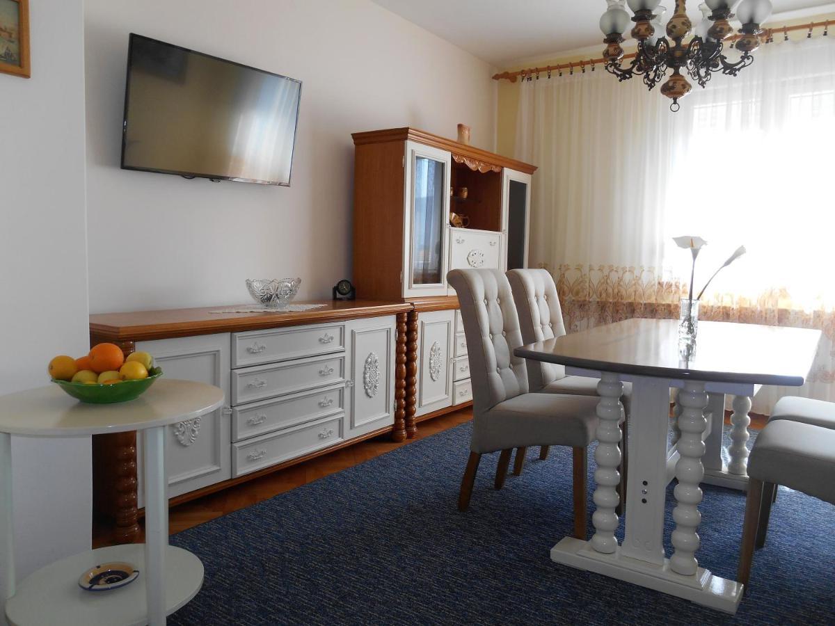 Apartments Bresan Трогир Екстериор снимка